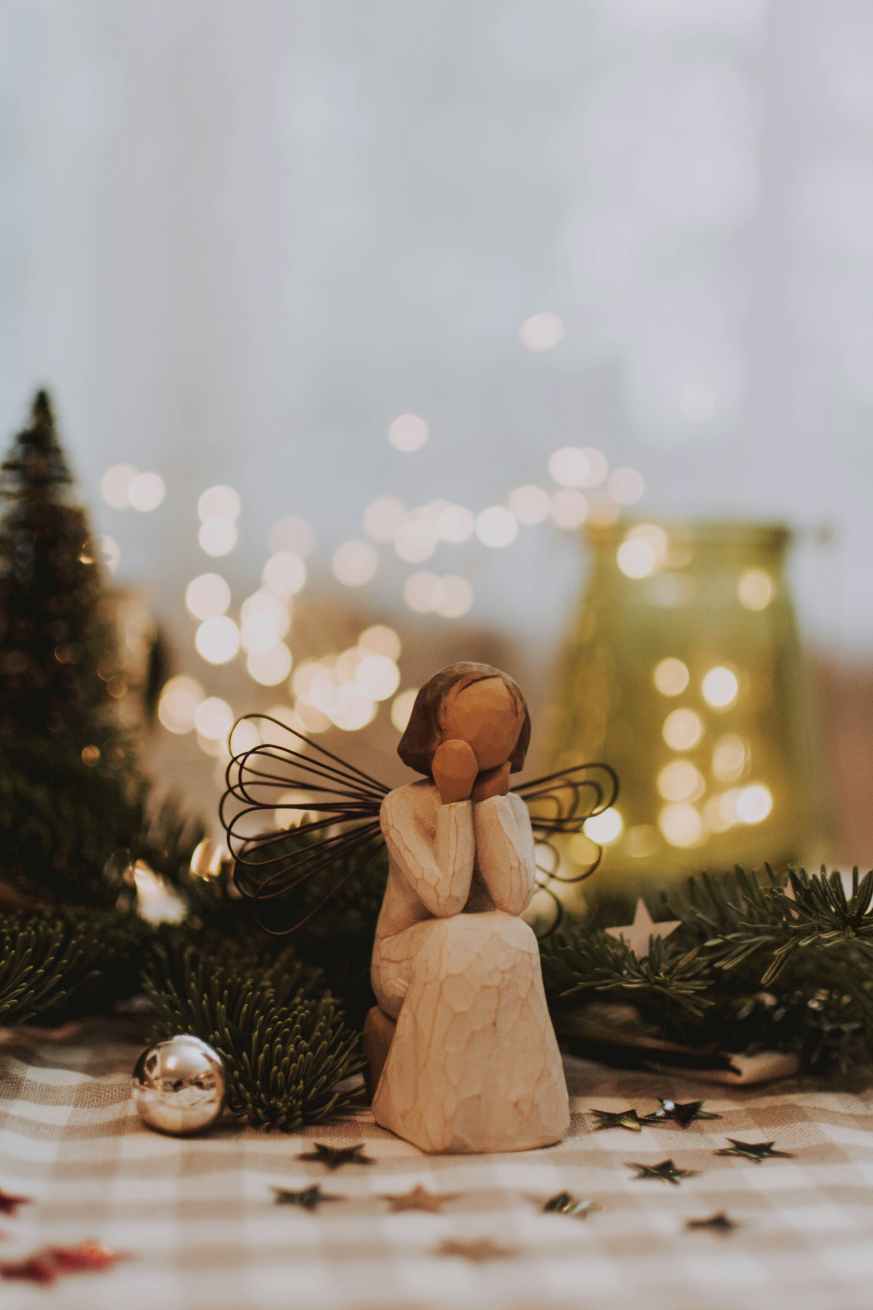 5 Cozy Ways to Manage Stress Throughout the Holiday Season